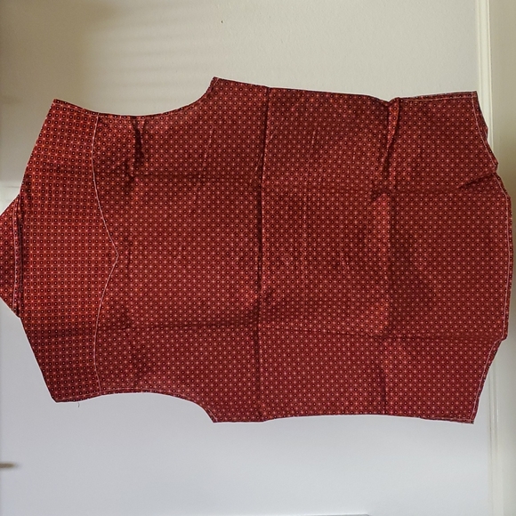 DONATION - Cinch | Sleeveless Button-Down | Large - Picture 2 of 3
